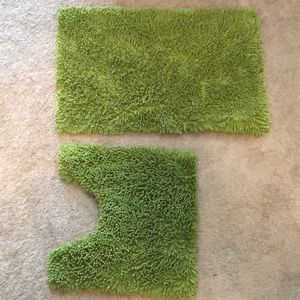 Bathroom rug set